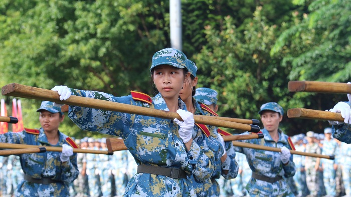 谈球吧体育超级联赛图片