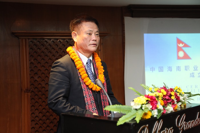 谈球吧体育APP下载图片