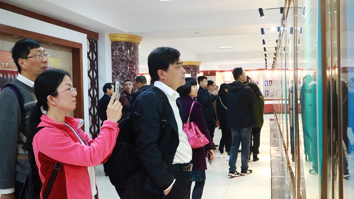 谈球吧体育稳定线路图片