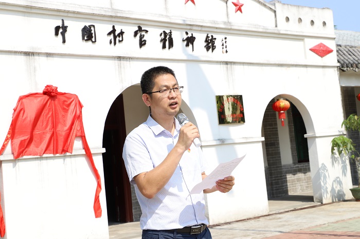 谈球吧体育手机版图片