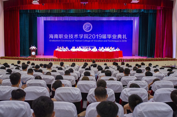 谈球吧体育体育频道图片
