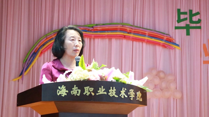 谈球吧体育平台图片