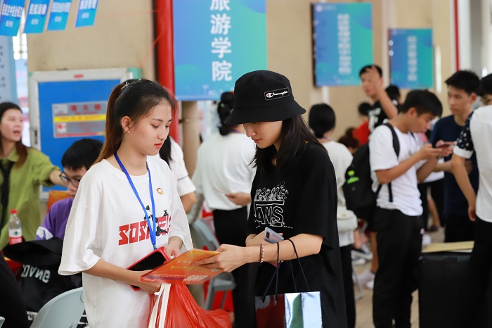 谈球吧体育欧洲杯图片
