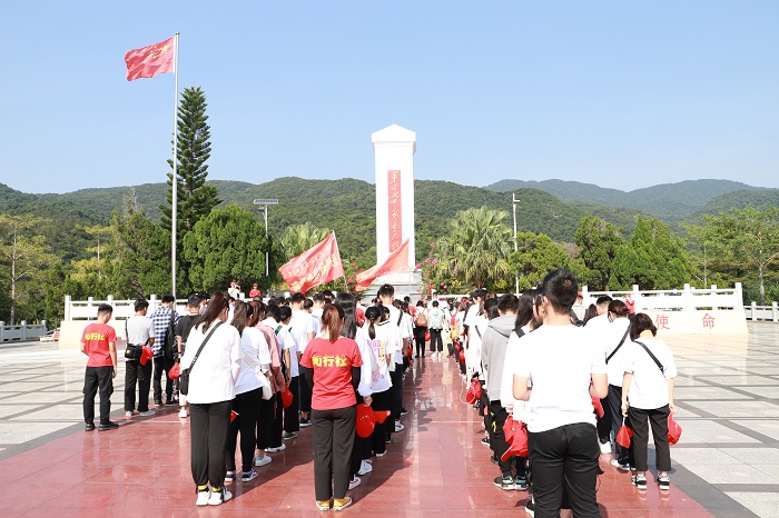 谈球吧体育稳定线路图片
