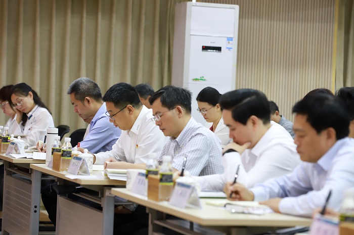 谈球吧体育核心通道图片