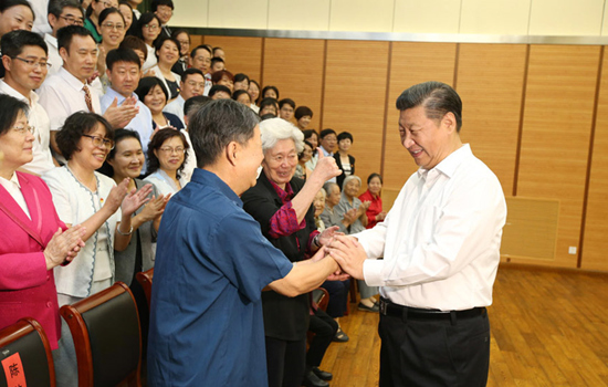 谈球吧体育APP下载图片