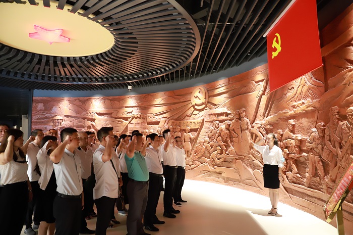 谈球吧体育直播图片