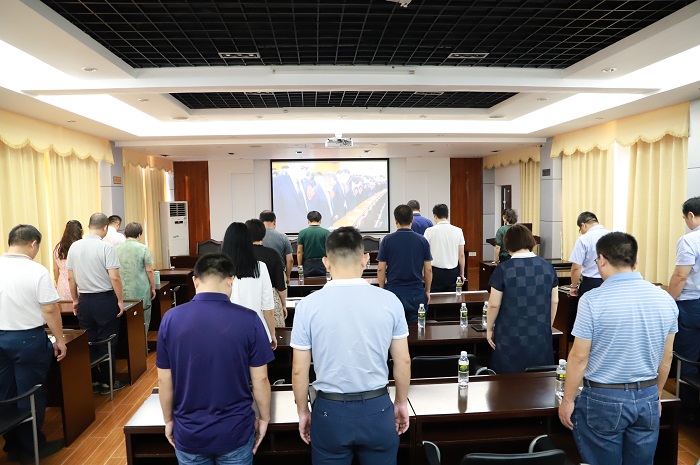 谈球吧体育平台图片