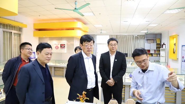 谈球吧体育赛事快讯图片