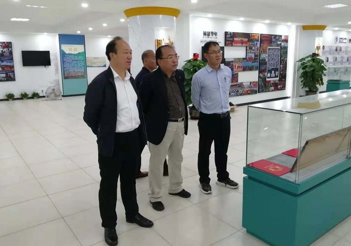 谈球吧体育官方线路图片