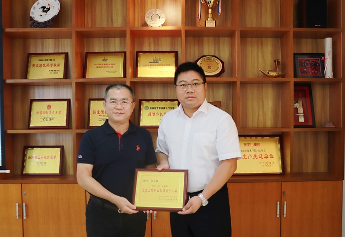 谈球吧体育核心通道图片