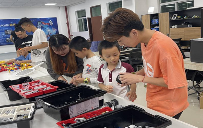 谈球吧体育直播图片