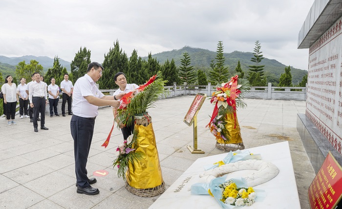 谈球吧体育体育频道图片