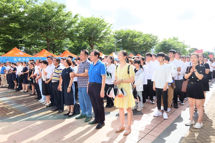 谈球吧体育备用网址图片