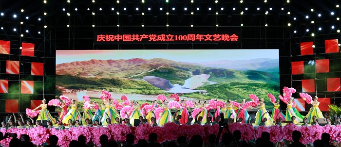 谈球吧体育官方线路图片