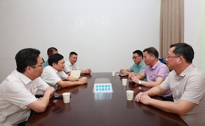 谈球吧体育超级联赛图片