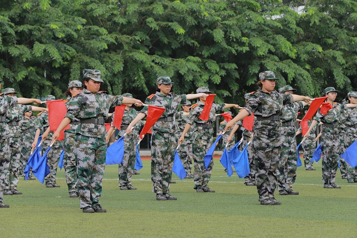 谈球吧体育备用网址图片