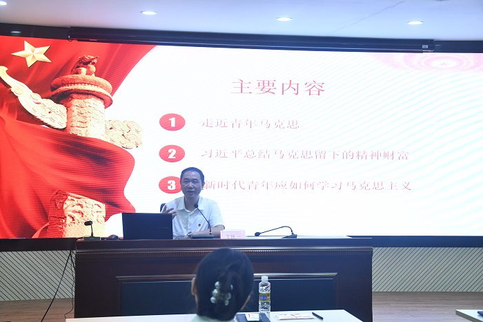 谈球吧体育欧冠直播图片