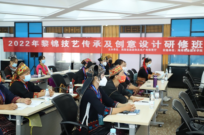 谈球吧体育客户端图片