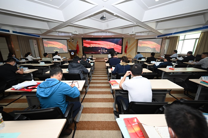 谈球吧体育欧冠直播图片
