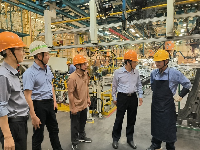 谈球吧体育官方线路图片
