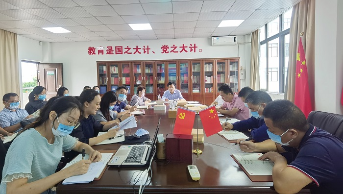 谈球吧体育指定入口图片