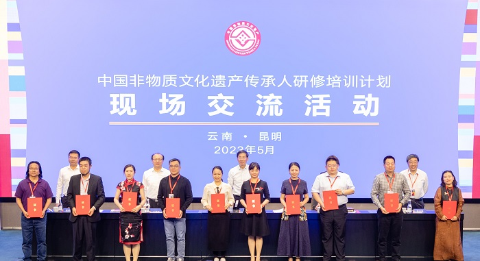 谈球吧体育直播图片