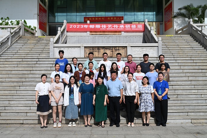 谈球吧体育手机版图片