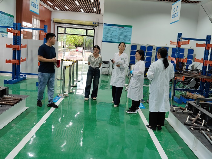 谈球吧体育备用网址图片