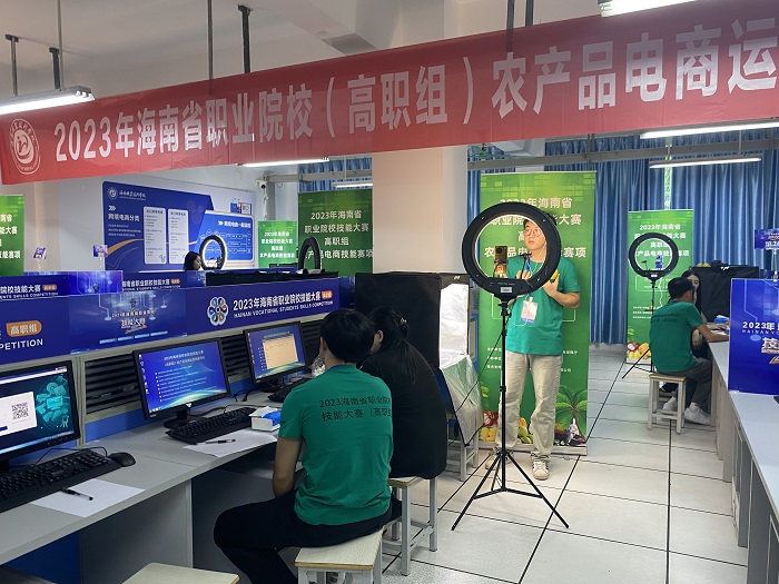 谈球吧体育指定入口图片