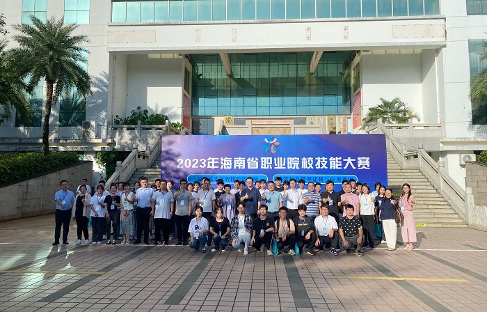 谈球吧体育平台图片