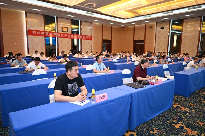 谈球吧体育稳定线路图片