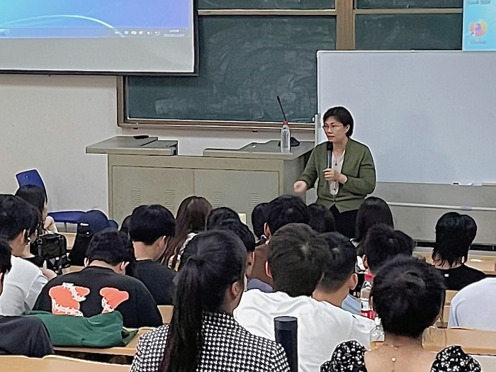 谈球吧体育客户端图片