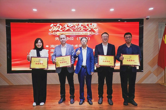 谈球吧体育备用网址图片