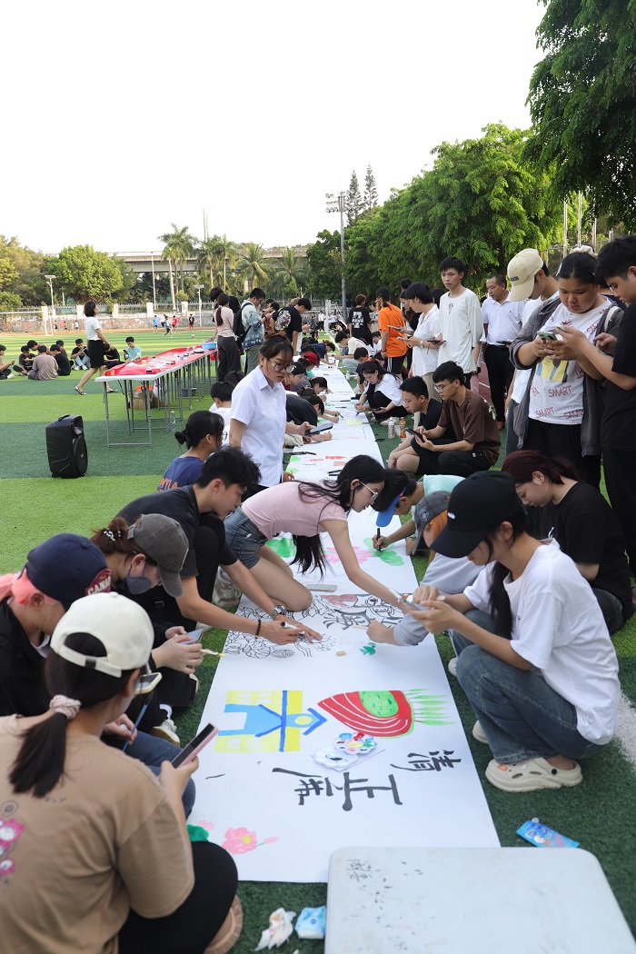 谈球吧体育指定通道图片