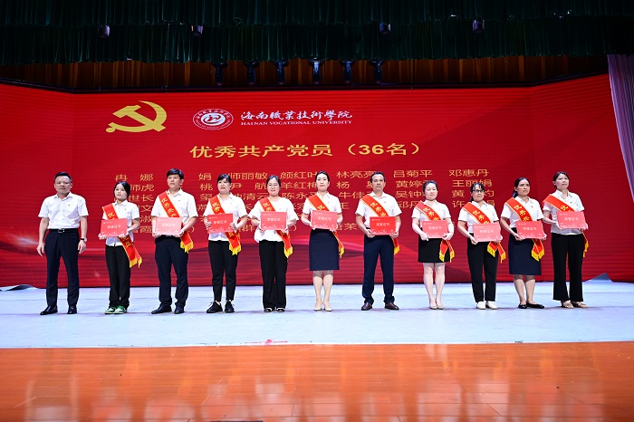 谈球吧体育直播图片