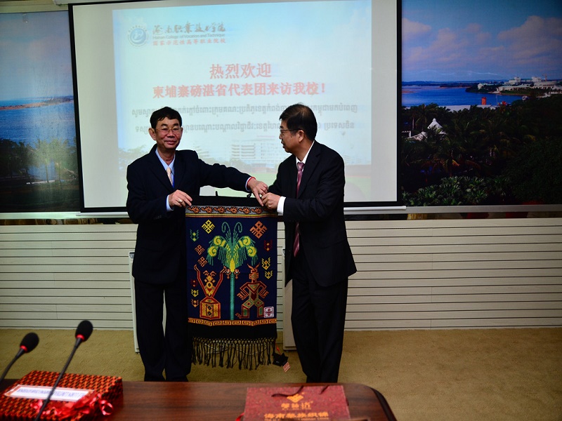 谈球吧体育手机版图片