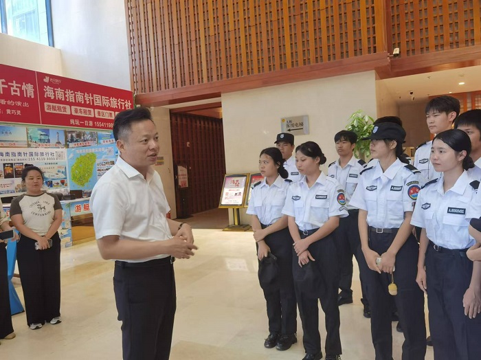 谈球吧体育手机版图片