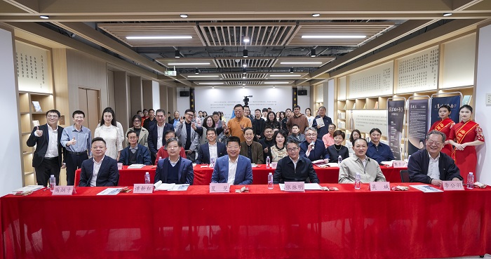 谈球吧体育欧冠直播图片