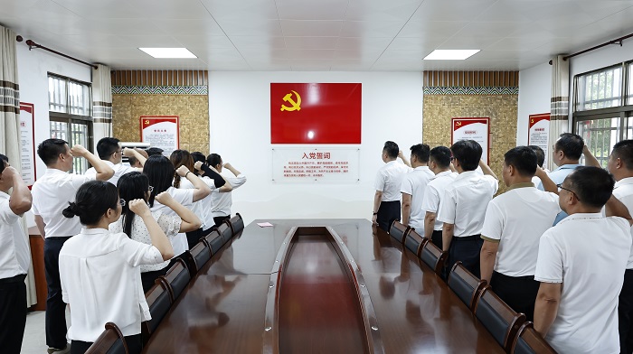谈球吧体育平台图片