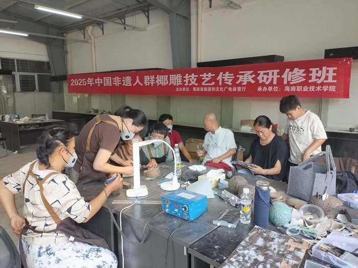 谈球吧体育安全通道图片