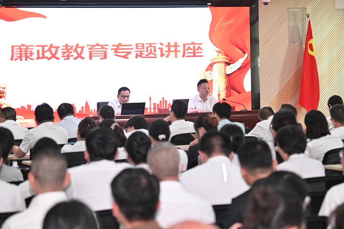 谈球吧体育官方线路图片