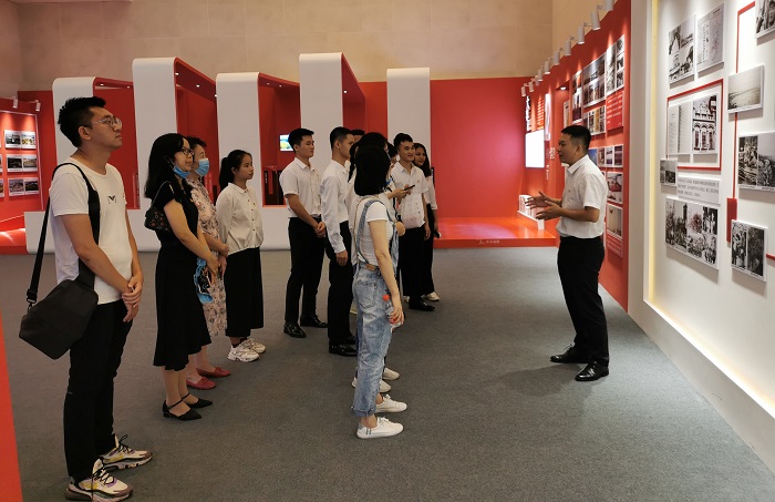 谈球吧体育指定通道图片