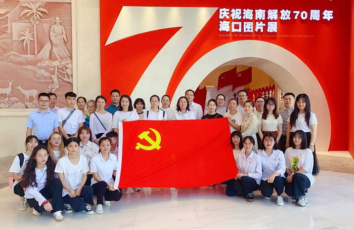 谈球吧体育客户端图片