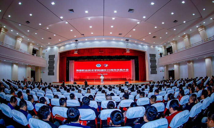 谈球吧体育欧冠直播图片