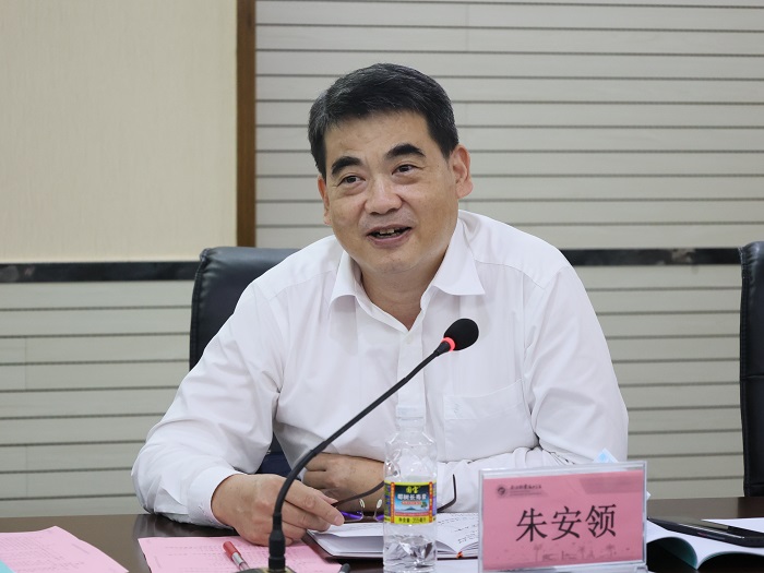 谈球吧体育手机版图片